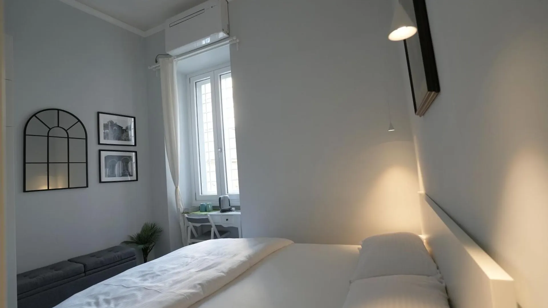 Camera Con Bagno In Posizione Strategica 로마 게스트하우스